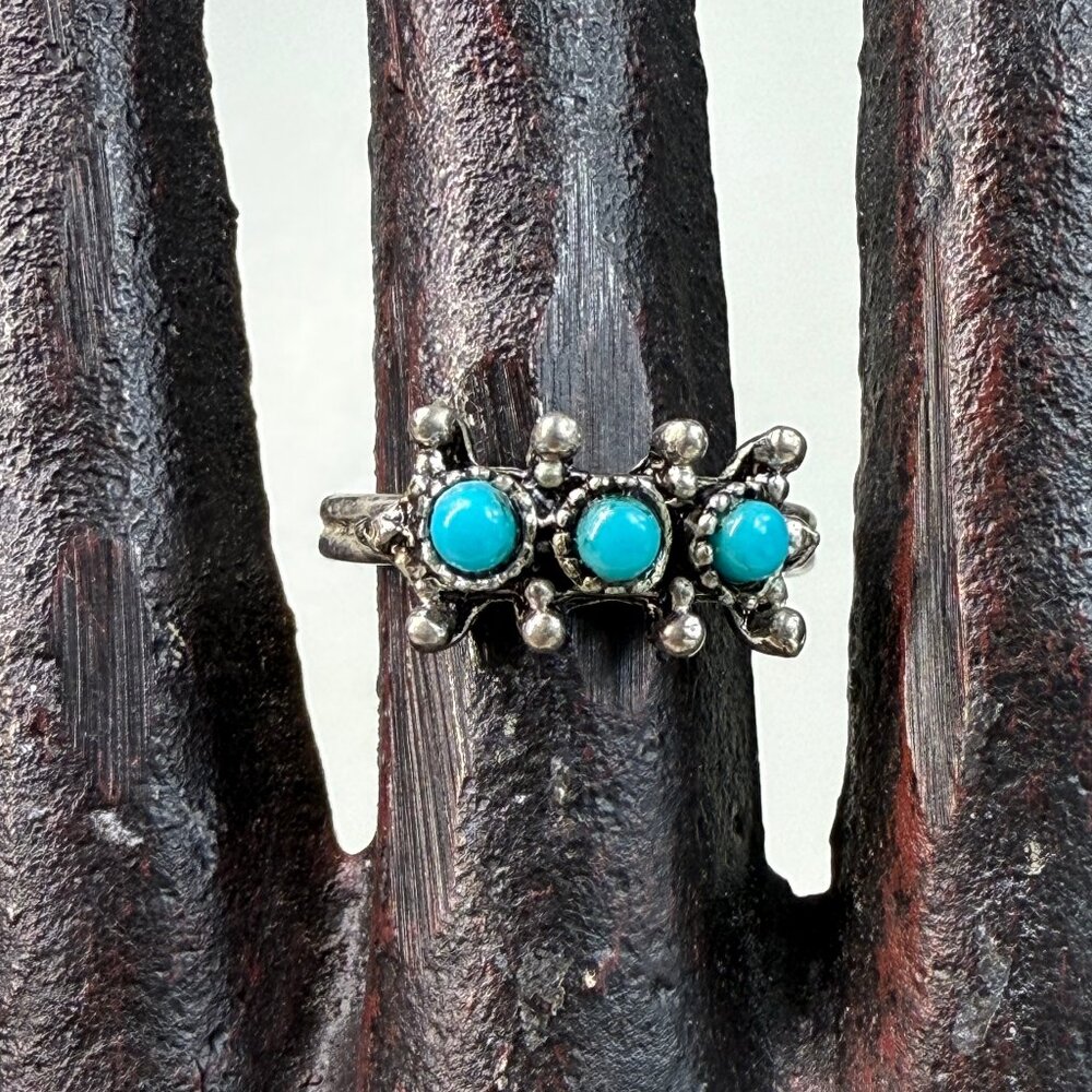 Silver Tone Faux Turquoise Adjustable Fashion Ring